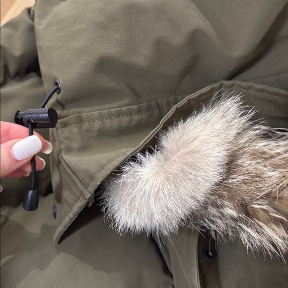 Canada Goose Olive Green Fur-Trim Hooded Puffer Parka - Picture 4 of 5